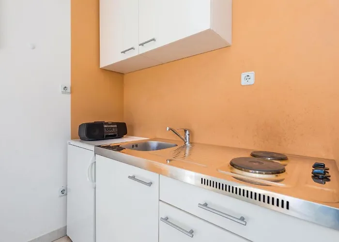 2 Bedroom Gorgeous In