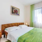 2 Bedroom Gorgeous In Apartmán Matulji