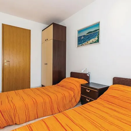 Lägenhet Beach Front Apartment In Matulji With Wifi Matulji